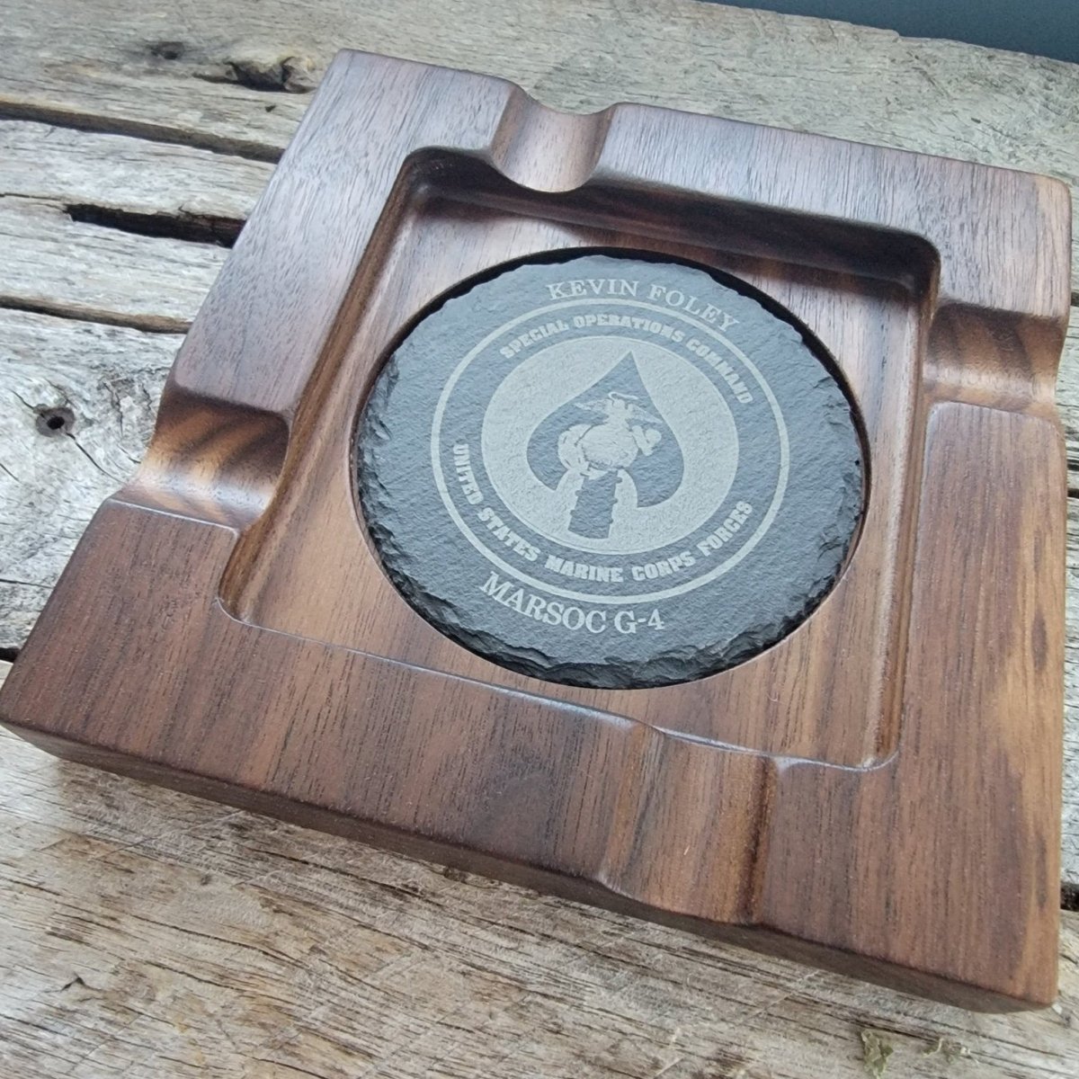 Hardwood cigar tray with customizable slate insert - Microstep Customs